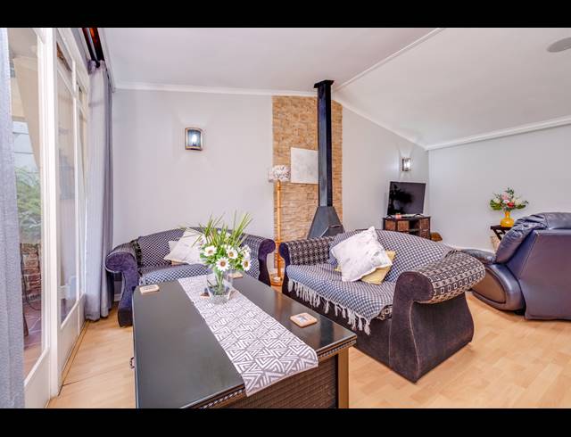 5 BEDROOM HOUSE FOR SALE IN ROBINDALE